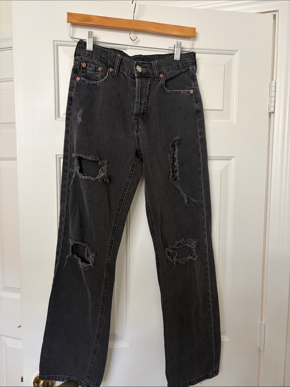 Aeropostale Black Distressed Straight Leg Jeans